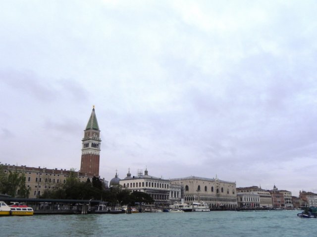 approachingstmarkssquare.jpg