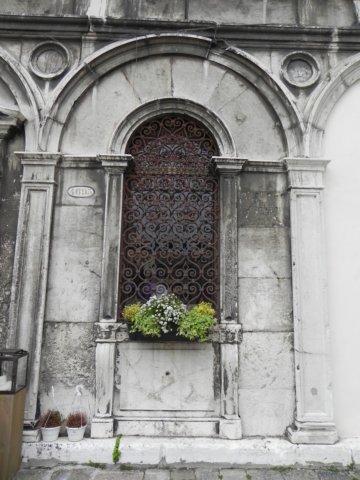 churchgreenery.jpg