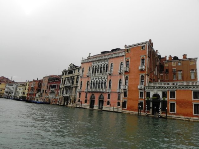 privatehotelsongrandcanal2.jpg