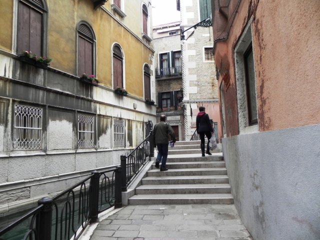 veniceisnotwheelchairfriendly.jpg
