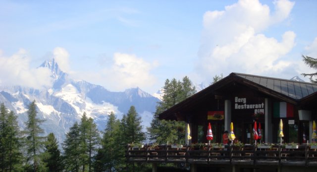 therestaurantatgiwwiththebietschhorn.jpg