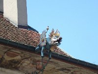 DSC05878  dragon decorates the eaves