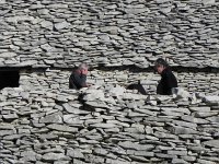 DSCN1013  walls of stone