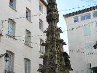 DSCN1139  This is a beautiful structure which adorns the first fountain of Forcalquier dating from the 13th century