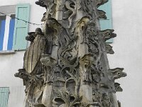 DSCN1140  detail of the fountain (this is a replica, the original is inside at the city hall)