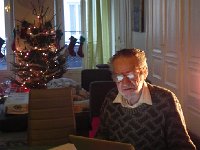 DSCN0764  Some last-minuter surfing