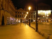 DSCN0851  This place is home to designer shops only