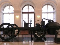 DSCN0888  A steam-powered military &#34;engin&#34; that moved forward at 4 km/hr with ratchets driving a front wheel - weird!