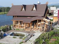 DSCN8237  The owner (who was also the Director of the Reserve that we were visiting) was building this (traditional?) log structure.