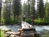 DSCN8416  finally we reach a bridge - only 5 km more to go!