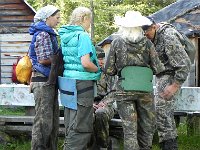 DSCN8432  Russians like Army Surplus. The cushions are a real innovation