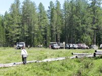 DSCN8482  and there were a lot of vehicles at the trail head, including the Super Mobile!