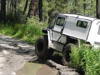 DSCN8490  The steering linkage of the Super Mobile has been repaired somehow