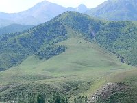 DSCN7692  where we can see a ski area! Find the lift line