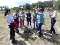 DSCN7753  Discussing the measurements that they make