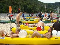 DSC05588  A lot of people at the take-out point