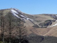 DSCN0106  To the north a ski slope