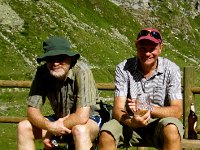 IMG 4954-2  drinking beer,