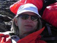 DSCN2259  while others reserve judgment.