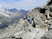 DSCN2348  that then leads into more boulders