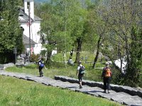 DSCN1393  Hard to get a more manicured trail, here in Costa