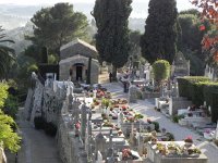 DSCN2806  The dead are never far