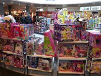 20141206 123005  December 6 - Christmas in all its commercial splendor is upon us!