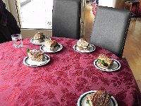 DSCN1206  Vivi and Ian came down from St-Luc and joined us for lunch.