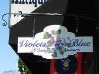 DSCN1679  Christine&#39;s favorite consignment shop is still there too!