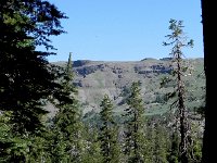 DSCN1730  The horizontal volcanics to the north