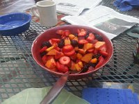 20140715 072219  A healthy breakfast at Russ&#39;s place