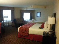 20140715 174348  Absurd hotel room in Reno - bathtub in sleeping are