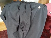 20140701 164418  that is barely noticeable, thanks to the seamstress across the street