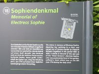 20140611 163946  She died 300 years and 3 days before I arrived