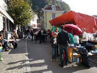 20141026 120557  Sunny weather has brought out more diners