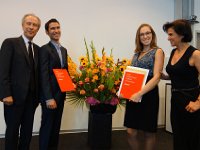 DSC00705  Jacques, Nico, flower arrangment, Brigitte and Bayesté