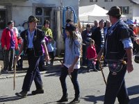 DSCN2444  and some younger folks