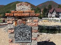 20140915 114239  A lot of high-end developments around pioneer cemetaries