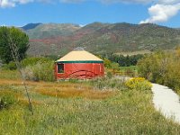 20140915 115855  A yurt on a golf course