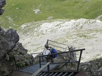 DSCN4447  Good that there are railings!