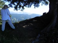 DSCN4544  We take a longish break in the shade of a tree near Grossbrechenstock