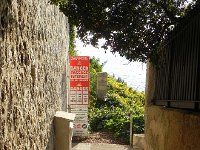 DSCN6027  Sometimes they close the path when the waves are high