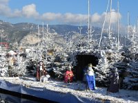 DSCN6061  A snowy floating créche