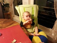 20150103 202407  Chomping on crusts