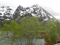DSCN3221  Crags along Sloverfjorden