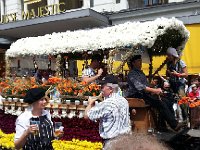 20150530 143007  Beer-serving float