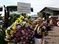 20150530 154816  We inspect the floats more closely
