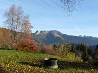 DSCN5055  and toward Rochers de Naye