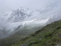 DSCN4705  Toward bergstation of Davos cable car