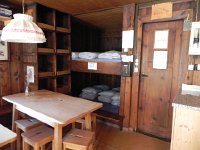 DSCN4824  Cozy little hut